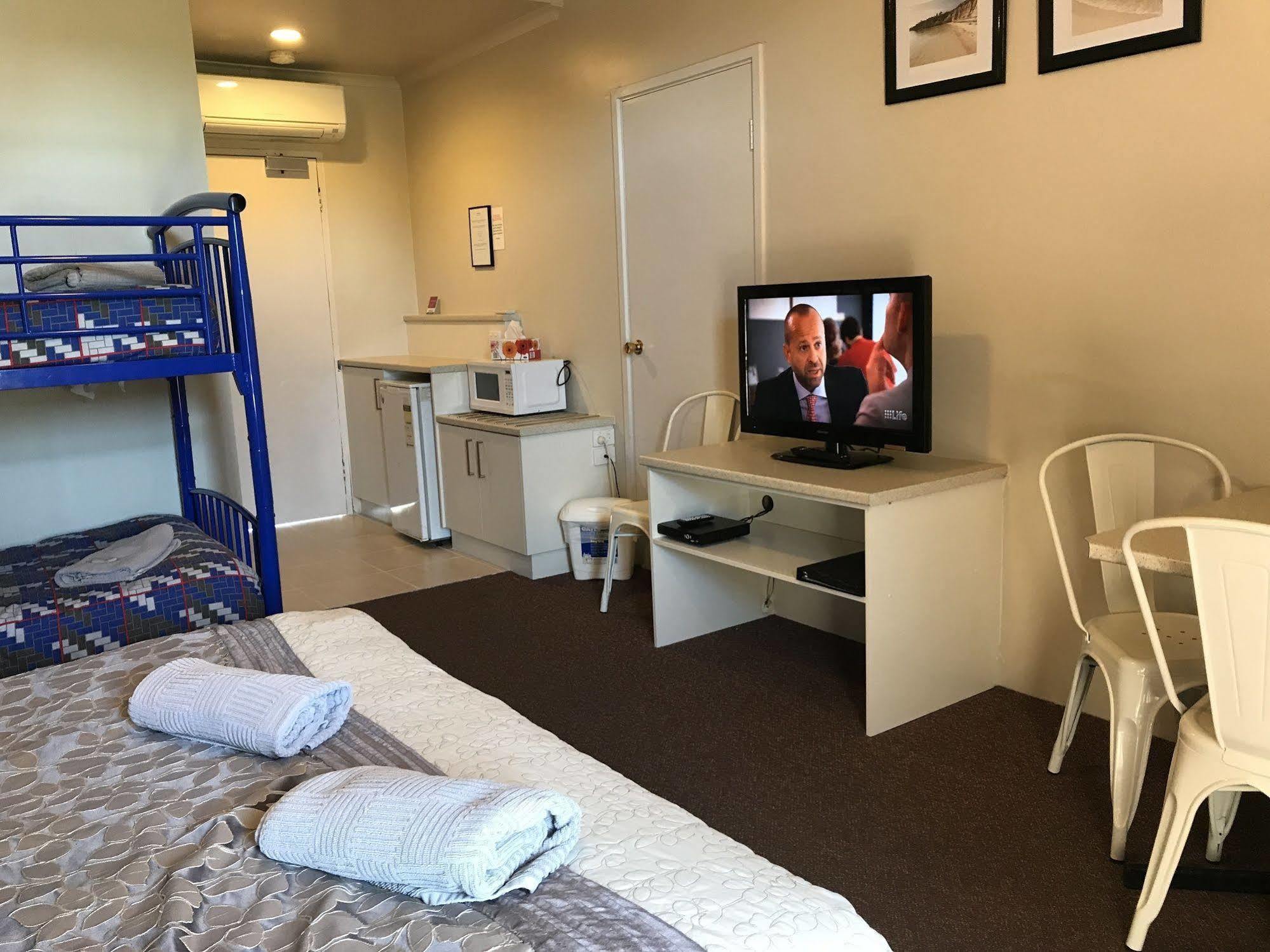 Bayview Motel Rosebud/Rye Extérieur photo