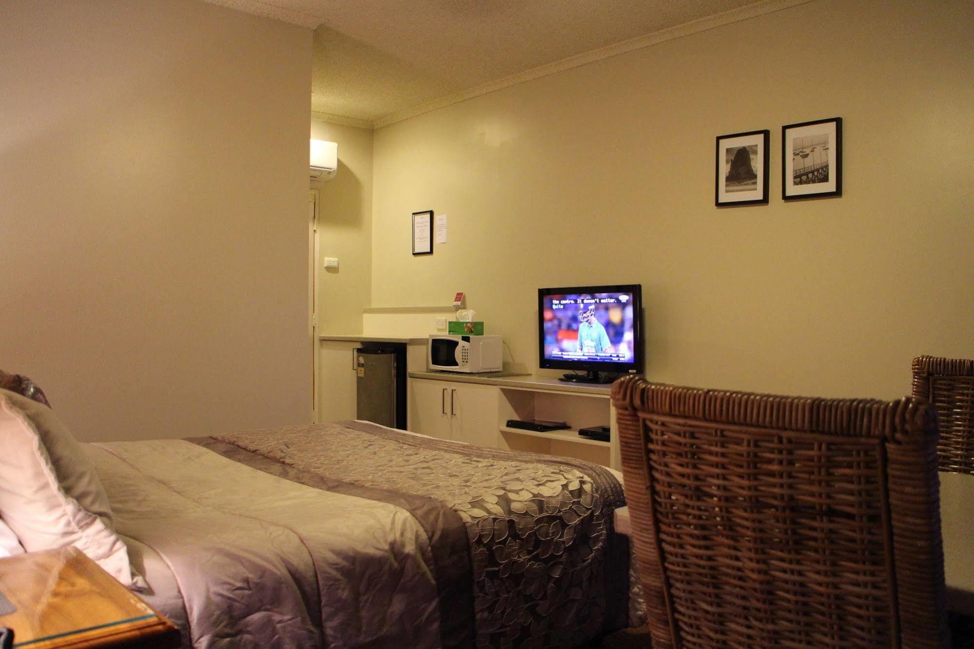 Bayview Motel Rosebud/Rye Extérieur photo