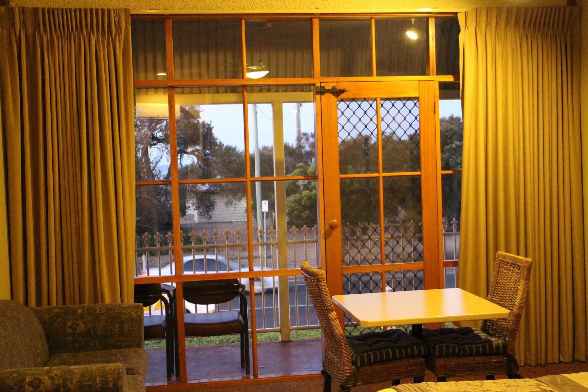 Bayview Motel Rosebud/Rye Extérieur photo